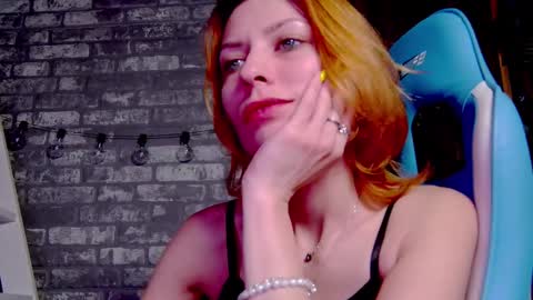 karoline121 online show from 02-20-25, 07:19