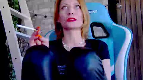 karoline121 online show from 03-04-25, 09:07