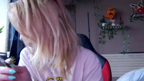 karoline121 online show from 02-08-26, 07:01