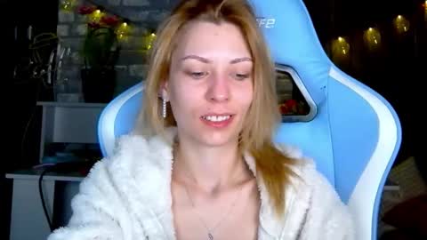 karoline121 online show from 03-05-26, 11:01