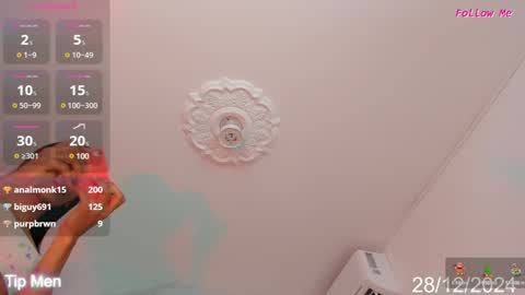 Karoline online show from 12-28-24, 05:35