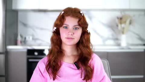 Snapshot of karolinerush chatting on 11-18-25, 12:31 lina online show from 11-18-25, 12:31