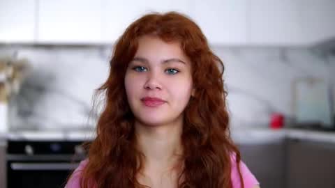 Snapshot of karolinerush chatting on 11-19-25, 11:32 lina online show from 11-19-25, 11:32