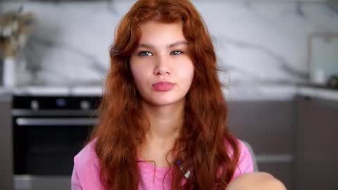 Snapshot of karolinerush chatting on 11-22-25, 11:09 lina online show from 11-22-25, 11:09