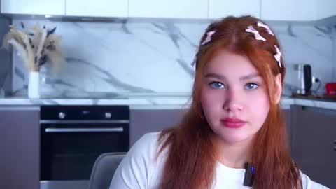 Snapshot of karolinerush chatting on 12-19-25, 11:28 lina online show from 12-19-25, 11:28