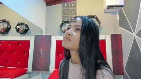 Karol online show from 11-21-25, 12:04