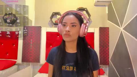 Karol online show from 11-26-25, 11:55