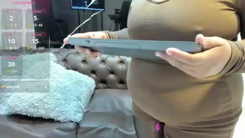 My name is  Miss Karol online show from 06-29-26, 11:43