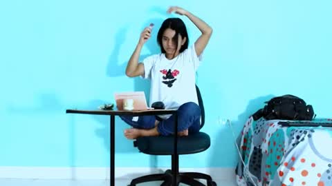 Snapshot of karolsweetvagi chatting on 06-13-26, 06:39 karol online show from 06-13-26, 06:39