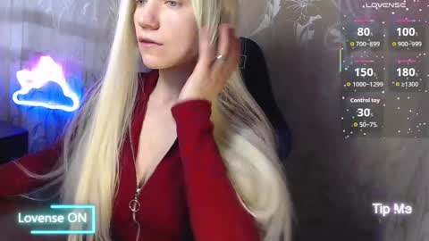 Caroline Fox online show from 03-13-26, 09:05
