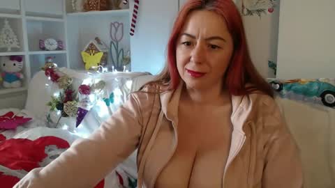 karolynesyera online show from 02-14-25, 02:44