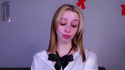 Angel online show from 03-26-26, 01:55