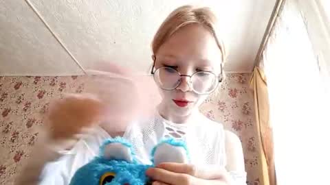 Sara online show from 03-04-26, 07:03