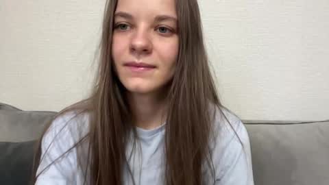 Lia online show from 05-17-26, 04:03