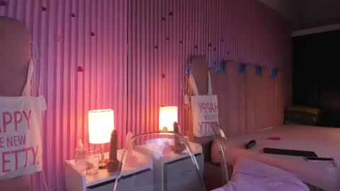 Snapshot of karriewatson chatting on 07-21-26, 02:30 Greta Brown online show from 07-21-26, 02:30