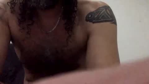 Snapshot of karu_hard chatting on 01-01-25, 12:32 Karu online show from 01-01-25, 12:32