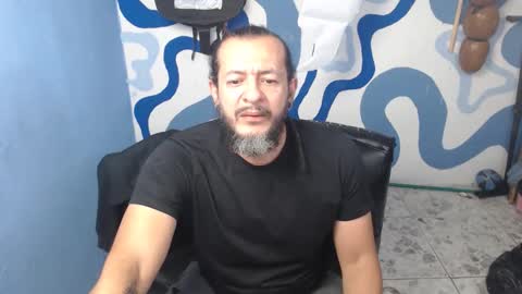 Snapshot of karu_hard chatting on 10-16-25, 01:39 Karu online show from 10-16-25, 01:39