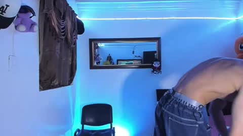 Snapshot of karybig3 chatting on 12-22-25, 05:26 ---Kary--- online show from 12-22-25, 05:26