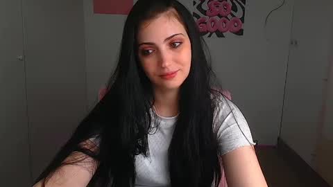Snapshot of karyna_joy chatting on 05-08-26, 05:46 Karyna online show from 05-08-26, 05:46