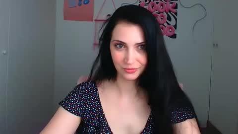 Snapshot of karyna_joy chatting on 05-19-26, 11:38 Karyna online show from 05-19-26, 11:38