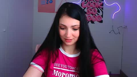 Snapshot of karyna_joy chatting on 05-20-26, 06:08 Karyna online show from 05-20-26, 06:08