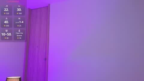 Snapshot of kasey____ chatting on 11-25-25, 09:04 kasey online show from 11-25-25, 09:04