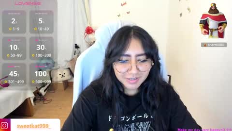 Snapshot of kat_ly_chan chatting on 02-21-25, 02:48 Kat       online show from 02-21-25, 02:48