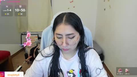 Snapshot of kat_ly_chan chatting on 11-09-25, 04:49 Kat online show from 11-09-25, 04:49