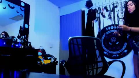 Snapshot of kat_miss chatting on 09-09-25, 04:23 Kat online show from 09-09-25, 04:23