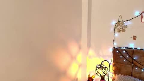 Snapshot of kat_paradisse chatting on 12-22-25, 12:13 kat paradisse online show from 12-22-25, 12:13