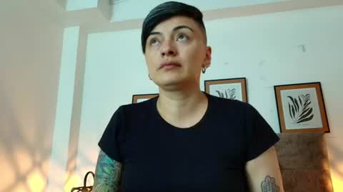 Snapshot of kat_paradisse chatting on 06-24-26, 11:53 kat paradisse online show from 06-24-26, 11:53