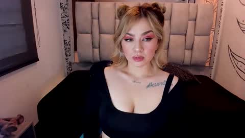 K A T A  H O O T online show from 11-11-25, 09:15