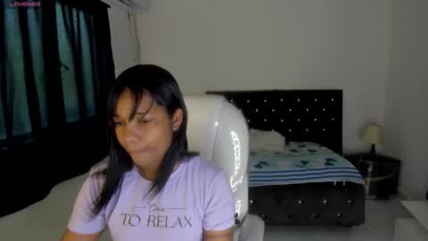 Snapshot of katalella_ds chatting on 12-20-25, 09:22 kata online show from 12-20-25, 09:22