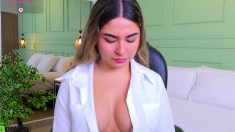 Snapshot of kataliina_18 chatting on 05-08-26, 11:48 Kat online show from 05-08-26, 11:48
