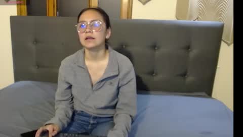 Katalina online show from 12-15-25, 05:28