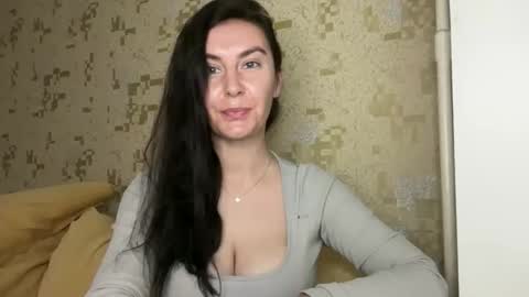 KatalinaQE online show from 05-21-26, 07:59
