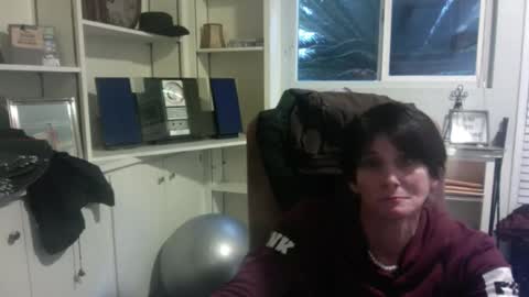 Snapshot of katbrake chatting on 03-01-25, 09:26 sexykat online show from 03-01-25, 09:26