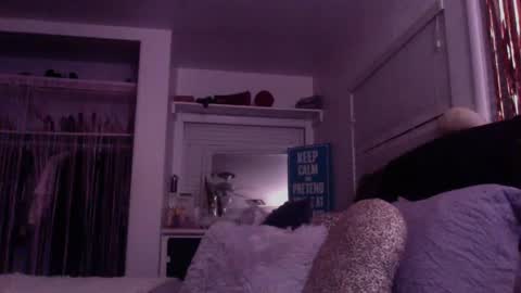 Snapshot of katbrake chatting on 10-09-25, 09:40 sexykat online show from 10-09-25, 09:40