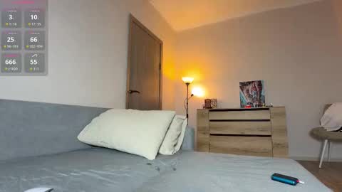 Snapshot of kate__love chatting on 12-18-25, 08:42 Kate online show from 12-18-25, 08:42