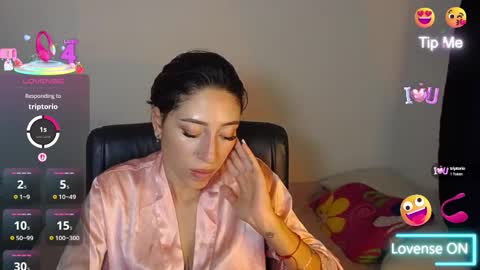 Carla Palmer online show from 09-20-25, 04:57