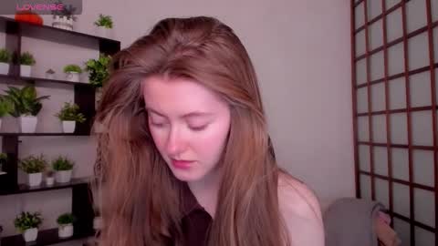 Snapshot of kate_cuddle chatting on 02-24-26, 02:31 Kate online show from 02-24-26, 02:31