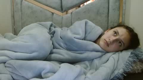 kate online show from 11-21-25, 11:58