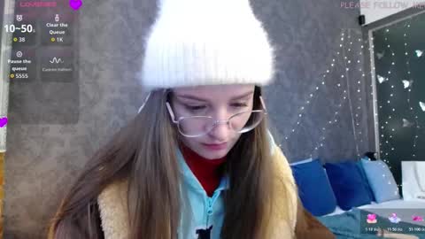 Snapshot of kate_jonson chatting on 02-09-26, 01:15 .Be kind and gentle with me and I will do my best for you. online show from 02-09-26, 01:15