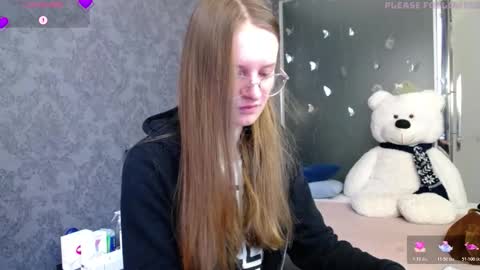 Snapshot of kate_jonson chatting on 02-22-26, 08:02 .Be kind and gentle with me and I will do my best for you. online show from 02-22-26, 08:02