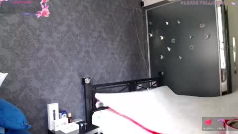 Snapshot of kate_jonson chatting on 06-04-26, 07:14 .Be kind and gentle with me and I will do my best for you. online show from 06-04-26, 07:14