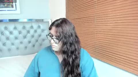 Snapshot of kate_pickman chatting on 06-14-26, 03:30 kate online show from 06-14-26, 03:30