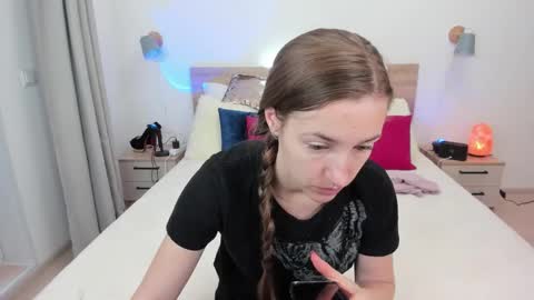 kate_redgar online show from 11-08-25, 09:53