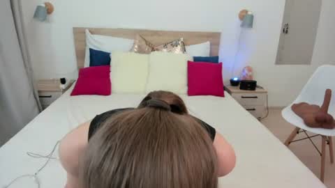 kate_redgar online show from 07-09-26, 05:06