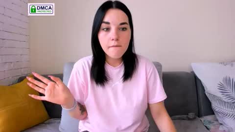 Snapshot of kate_ree_ chatting on 09-10-25, 04:56 KATE online show from 09-10-25, 04:56