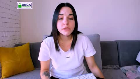 Snapshot of kate_ree_ chatting on 09-12-25, 04:56 KATE online show from 09-12-25, 04:56